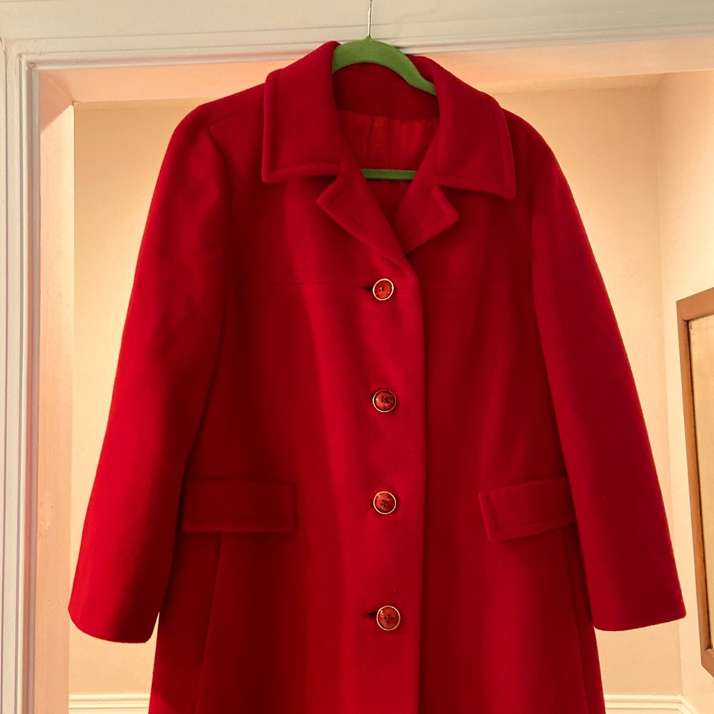 Regency Cashmere Red Trench Swing Style. (M)